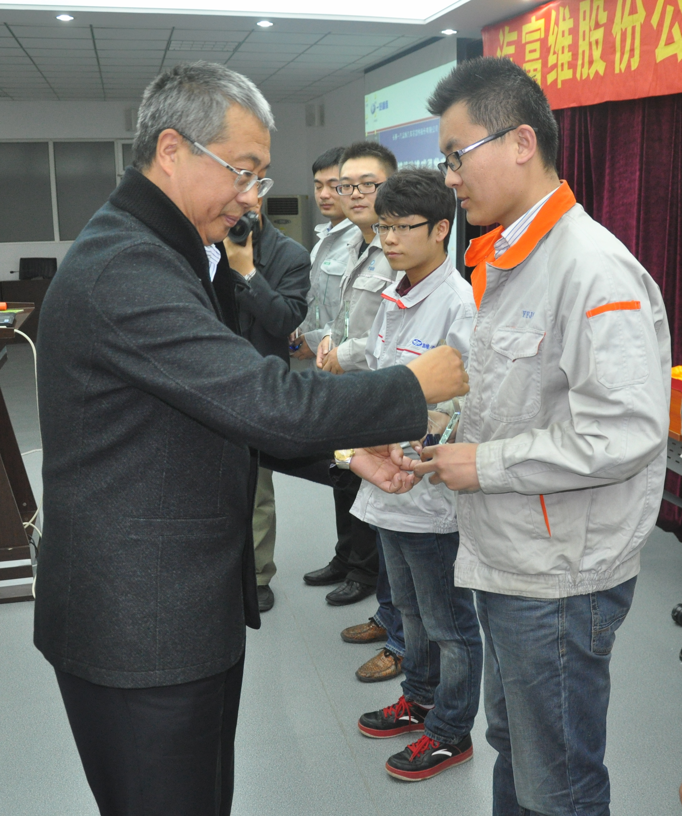 emc易倍·(中国)体育官方网站-EMC SPORTS